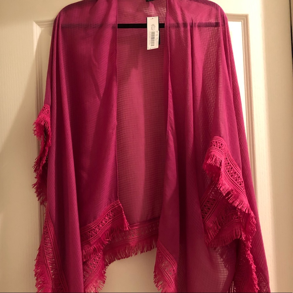 NEW Kimono with fringe details  - Anna & Ava
